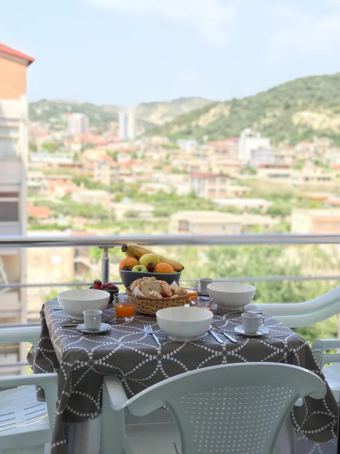 Trea Accomodations - Suite Lungomare Vlorë Exterior foto